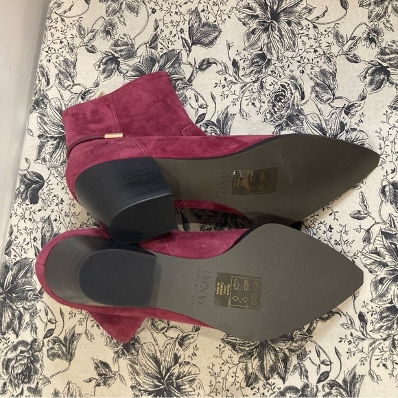 IMNYC  Sz 7.5 Isaac Mizrahi Suede w/ Gold Accent Stacked Heel Frances Booties - Picture 8 of 14